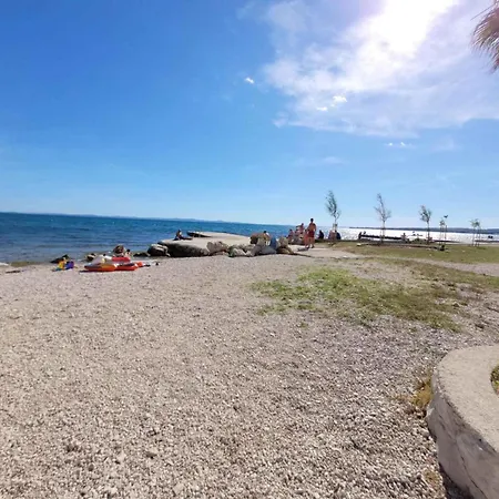 In - Insel 7483