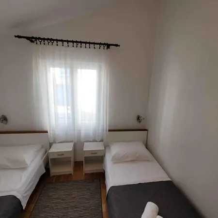 Apartman In Vir/insel 7483