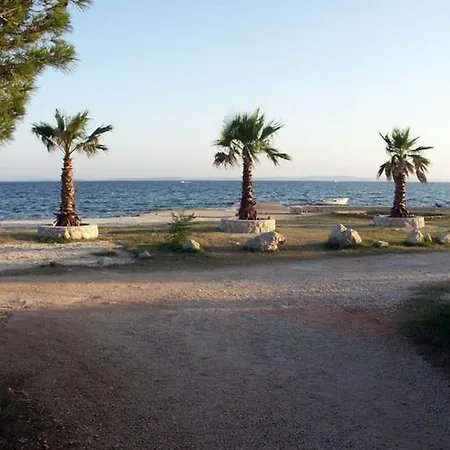In Vir/insel 7483 Apartman *