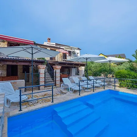 Apartman In Vir/insel 7483