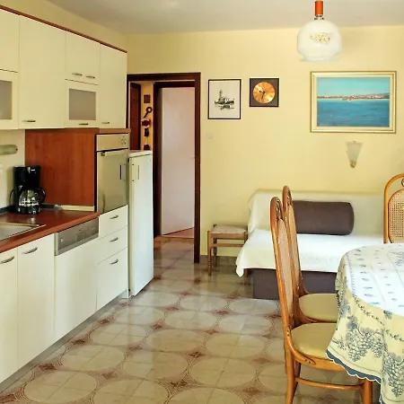 Apartment Apartment In Vir/Insel Vir 7483 Vir